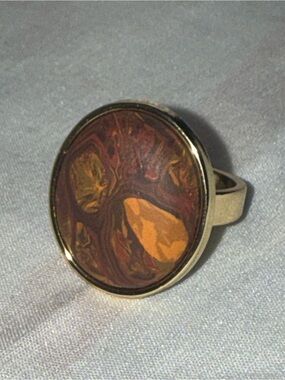 Vintage Mid-Century Gold-Toned Adjustable Statement Ring Natural Wood inlay BOHO